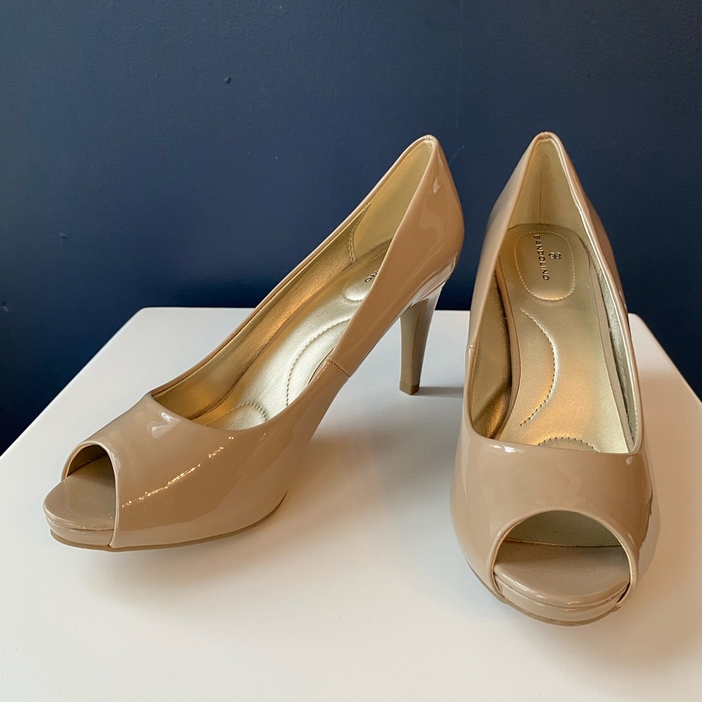 Bandolino Beige Rainaa Pumps: Patent Leather Peep-Toe Heels
